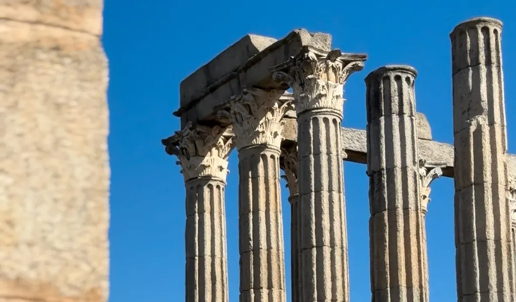 Évora